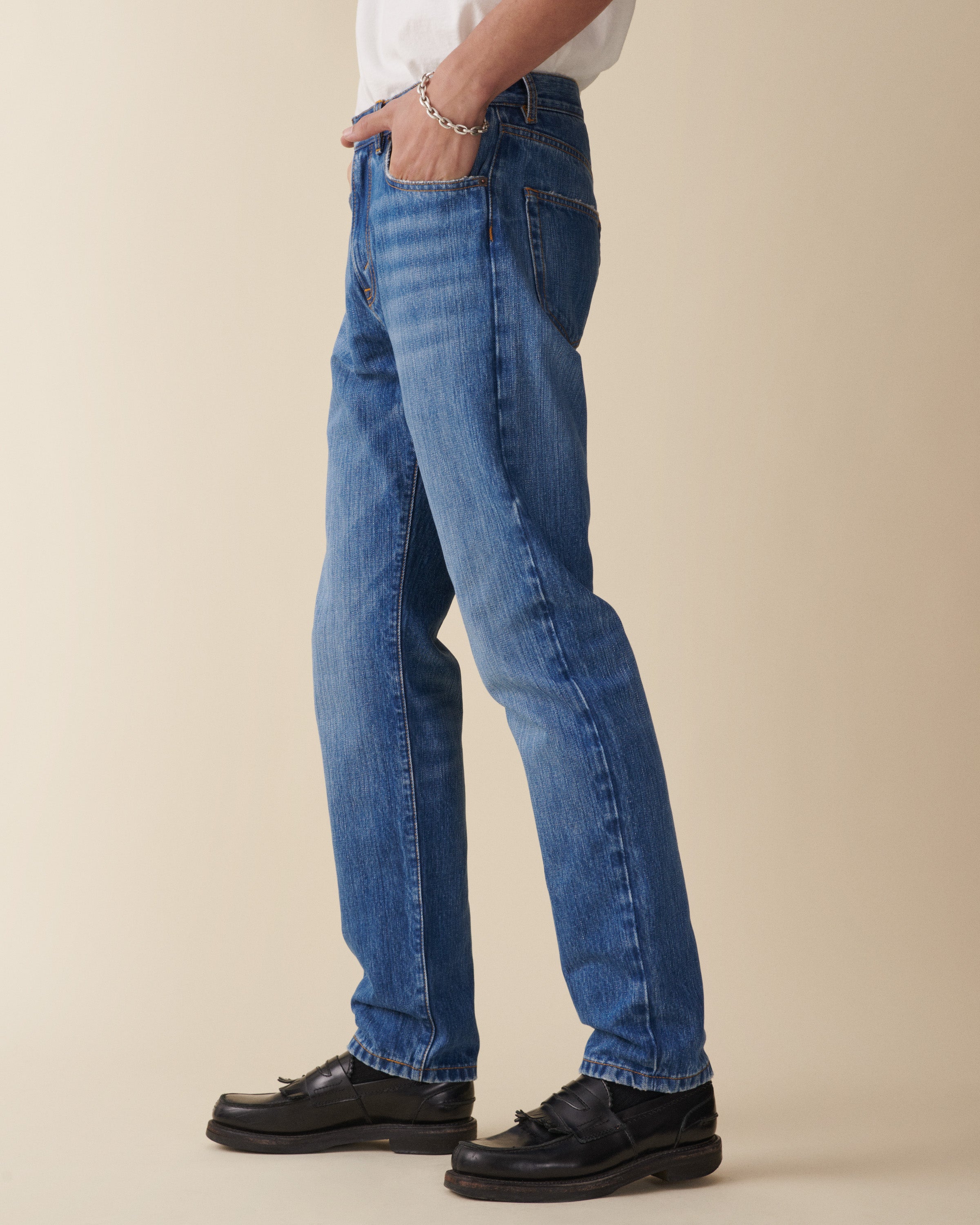 TM005 Tapered Ring Spun Mid Blue