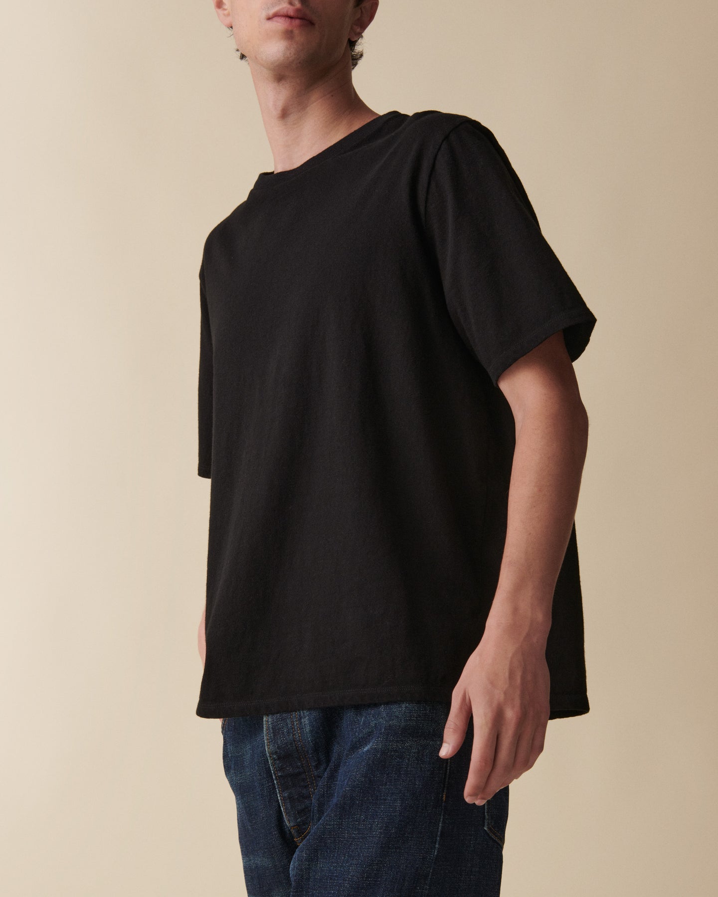Delon TOKI Black