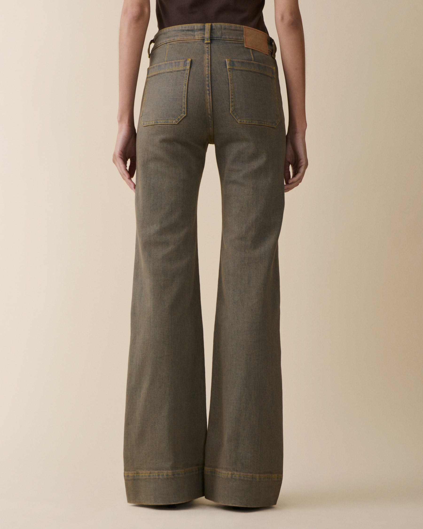 St Monica Low Beige Tint