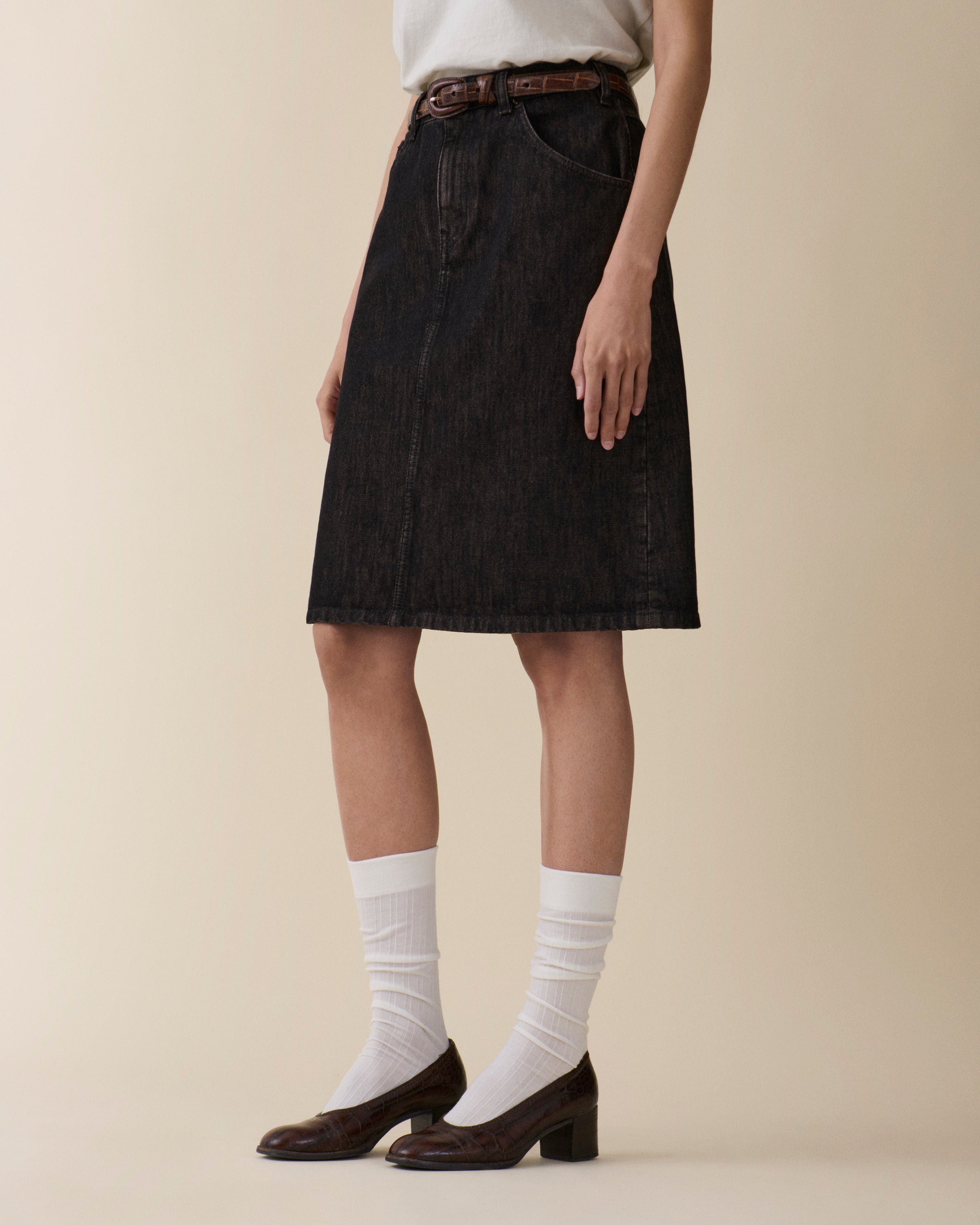 Anais Brown Black