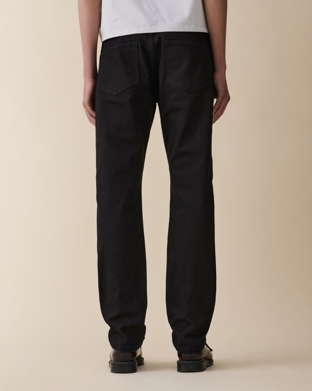 Tapered Rinse Stay Black
