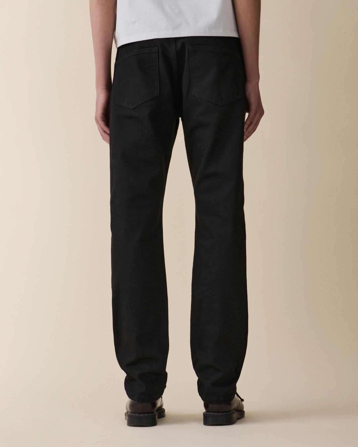 Tapered Rinse Stay Black