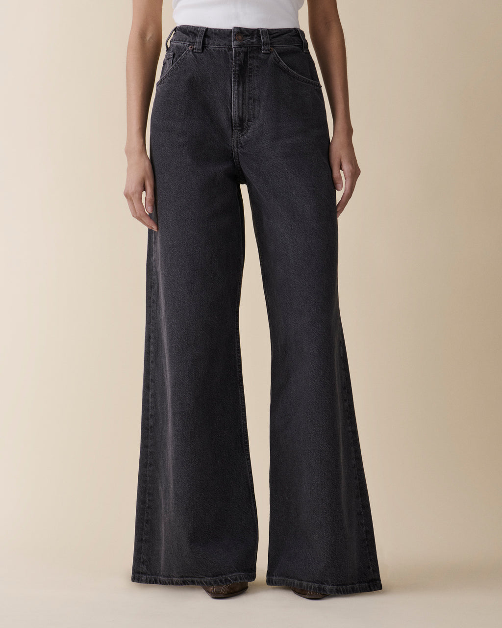 Alfama Black Vintage 62