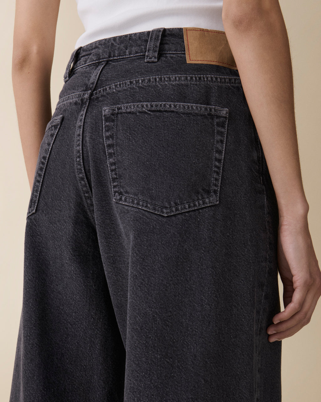 Alfama Black Vintage 62