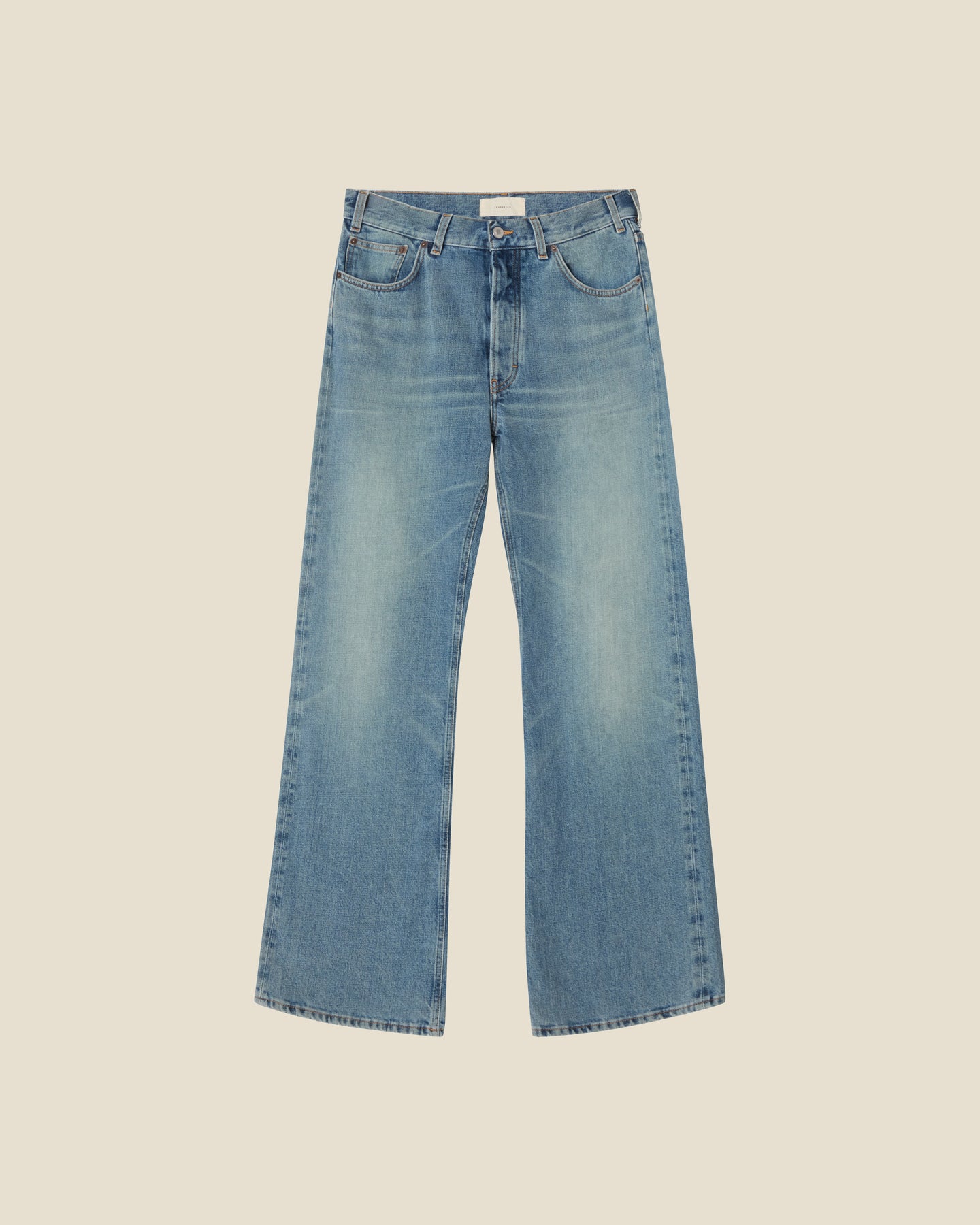 Appia Light Blue Selvedge flat (beige background)