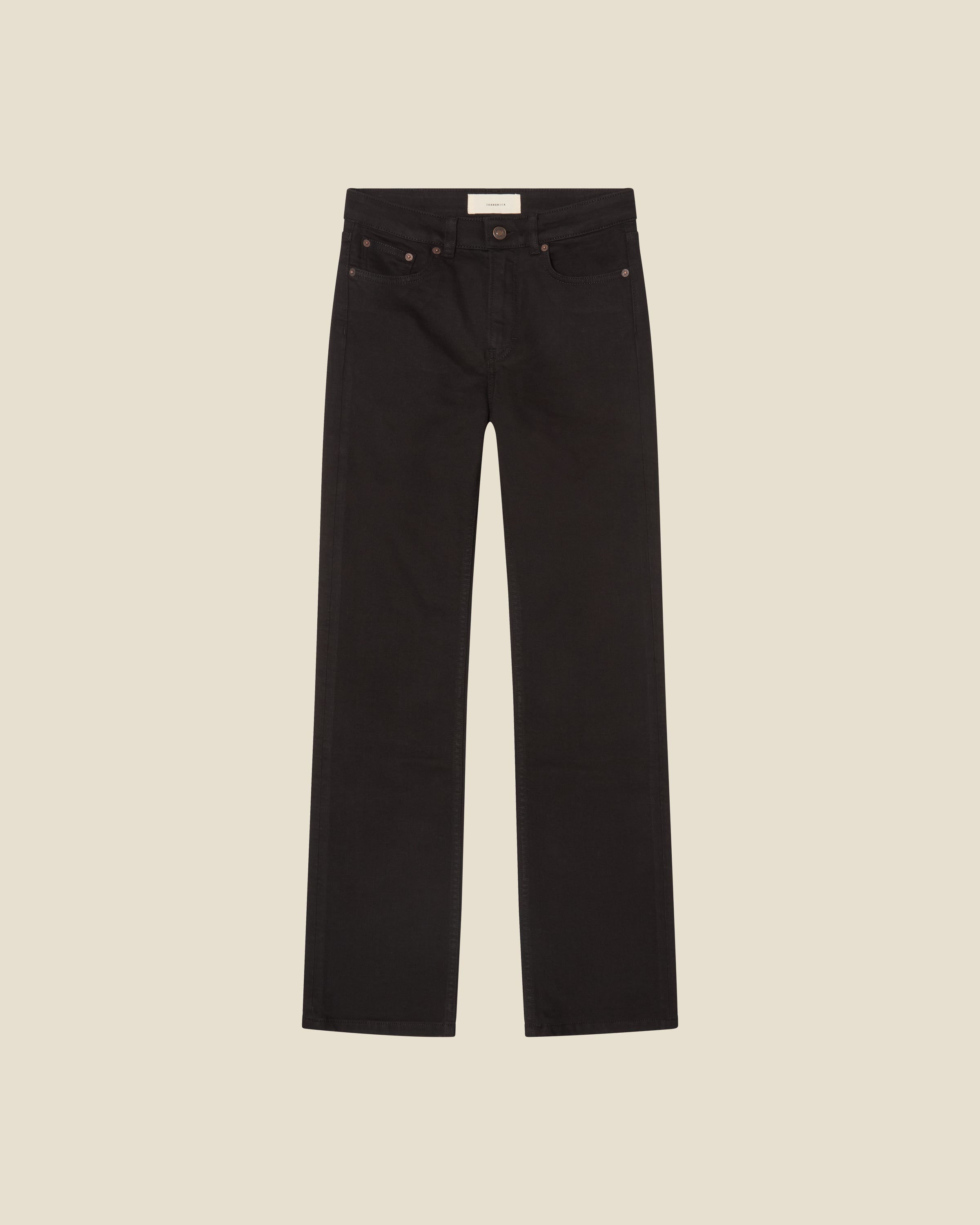 Arc Black Rinse flat (beige background)