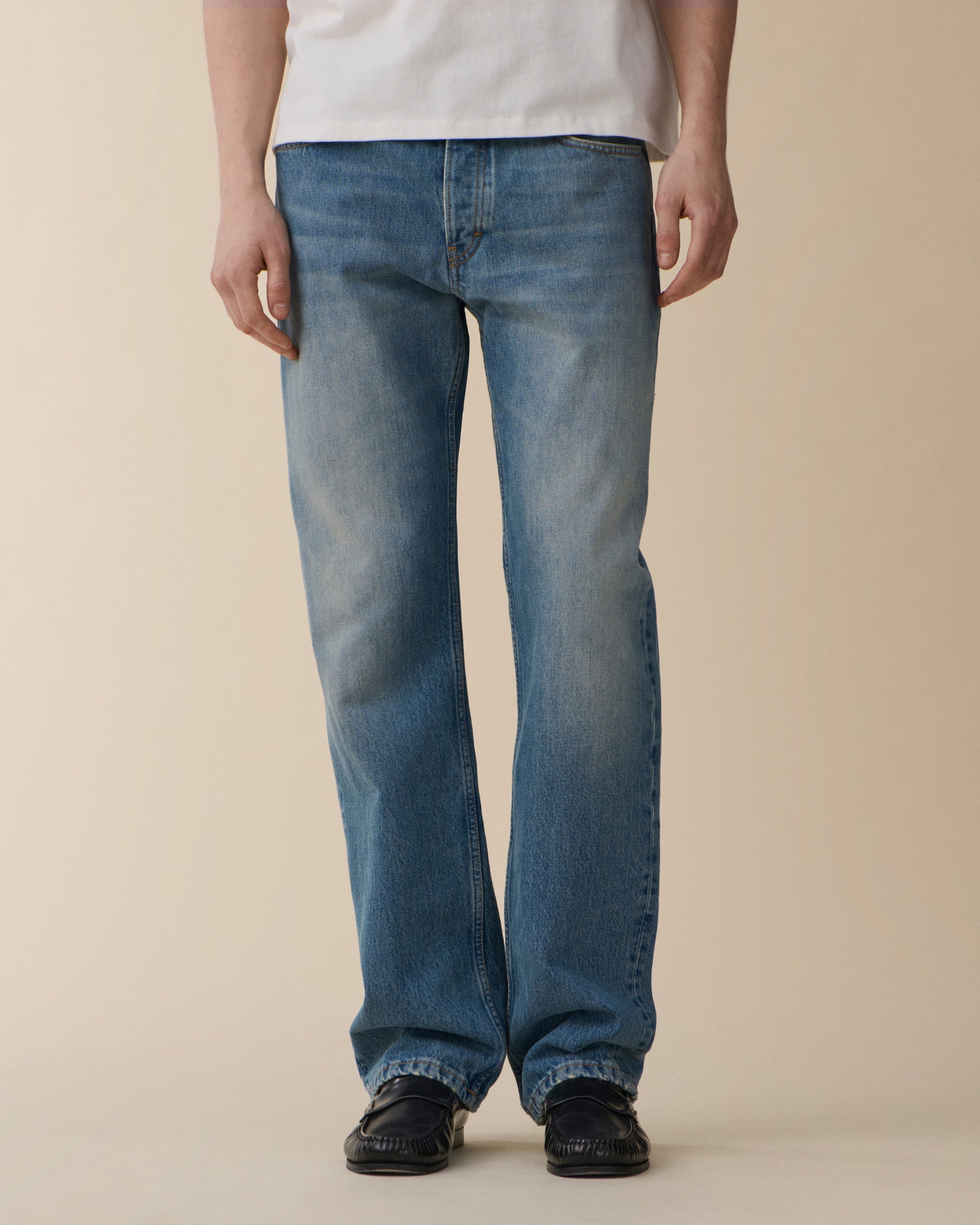 Arrow Light Fresco