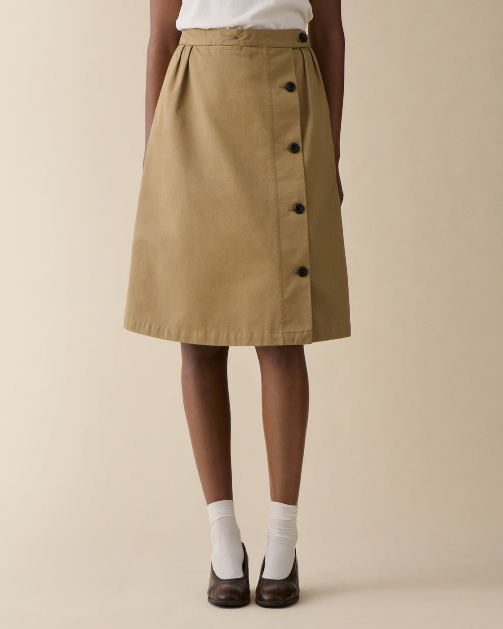 Carla Beige