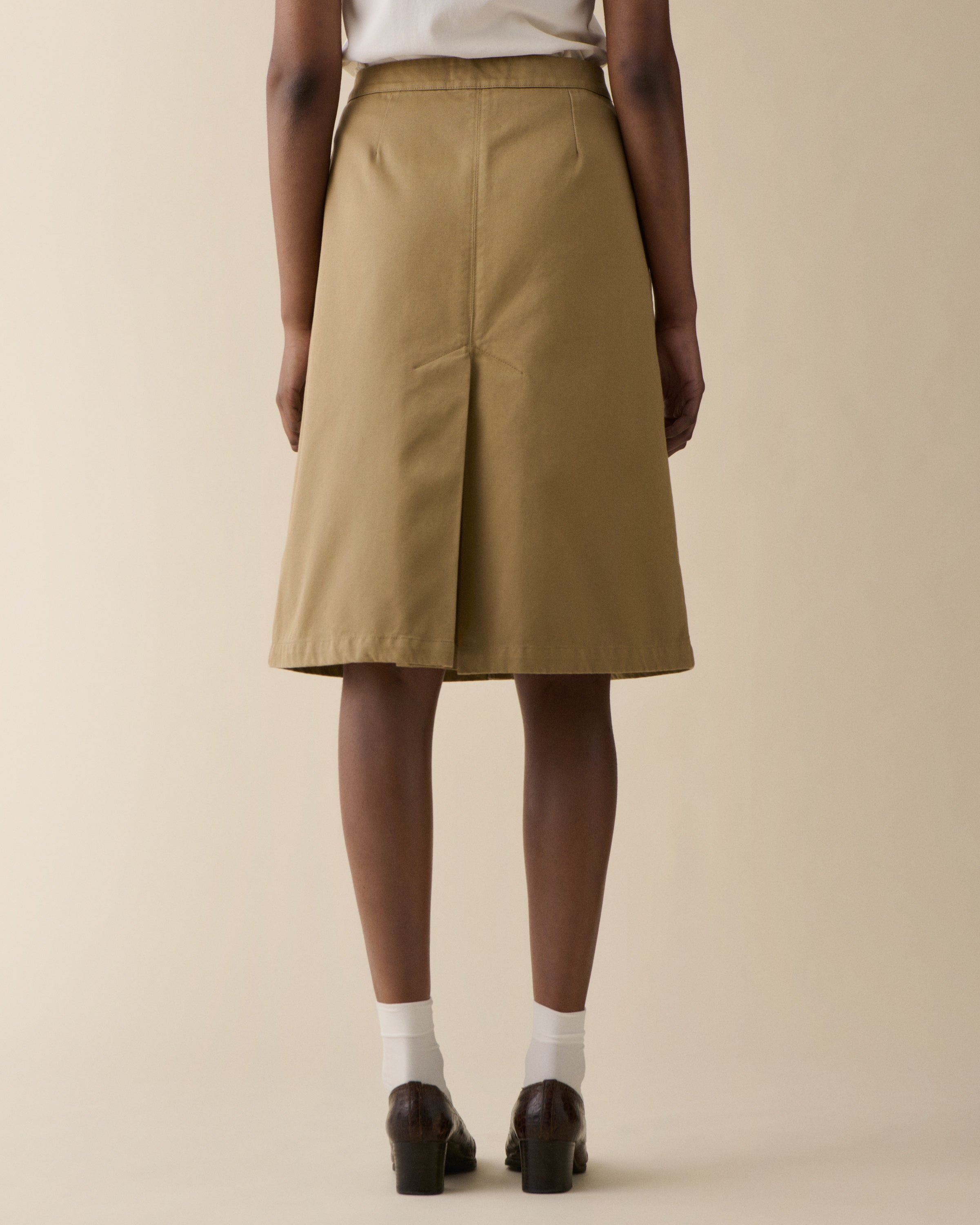 Carla Beige