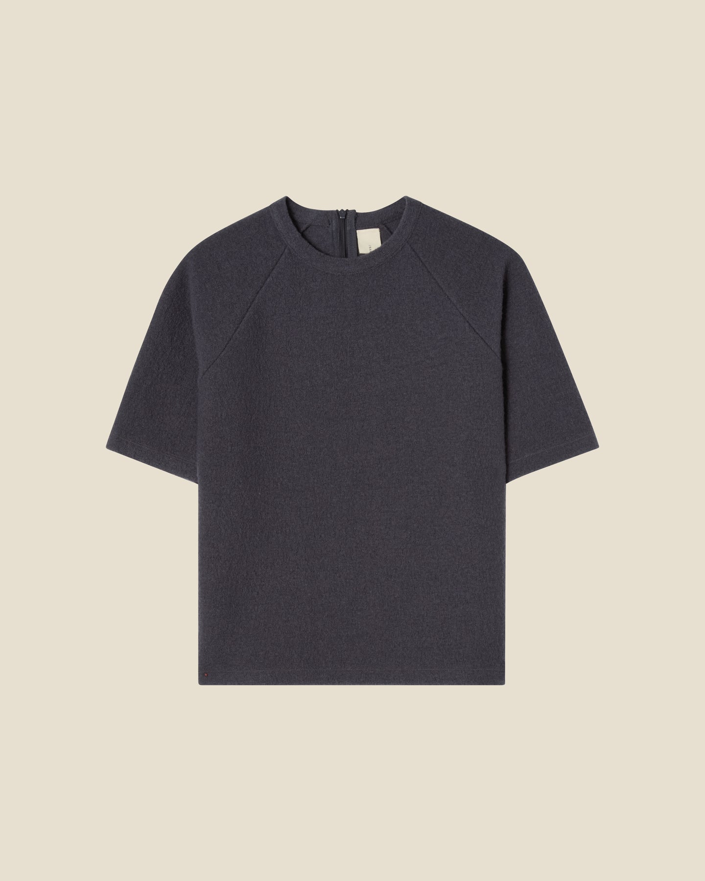 Fleur Anthracite flat (beige background)