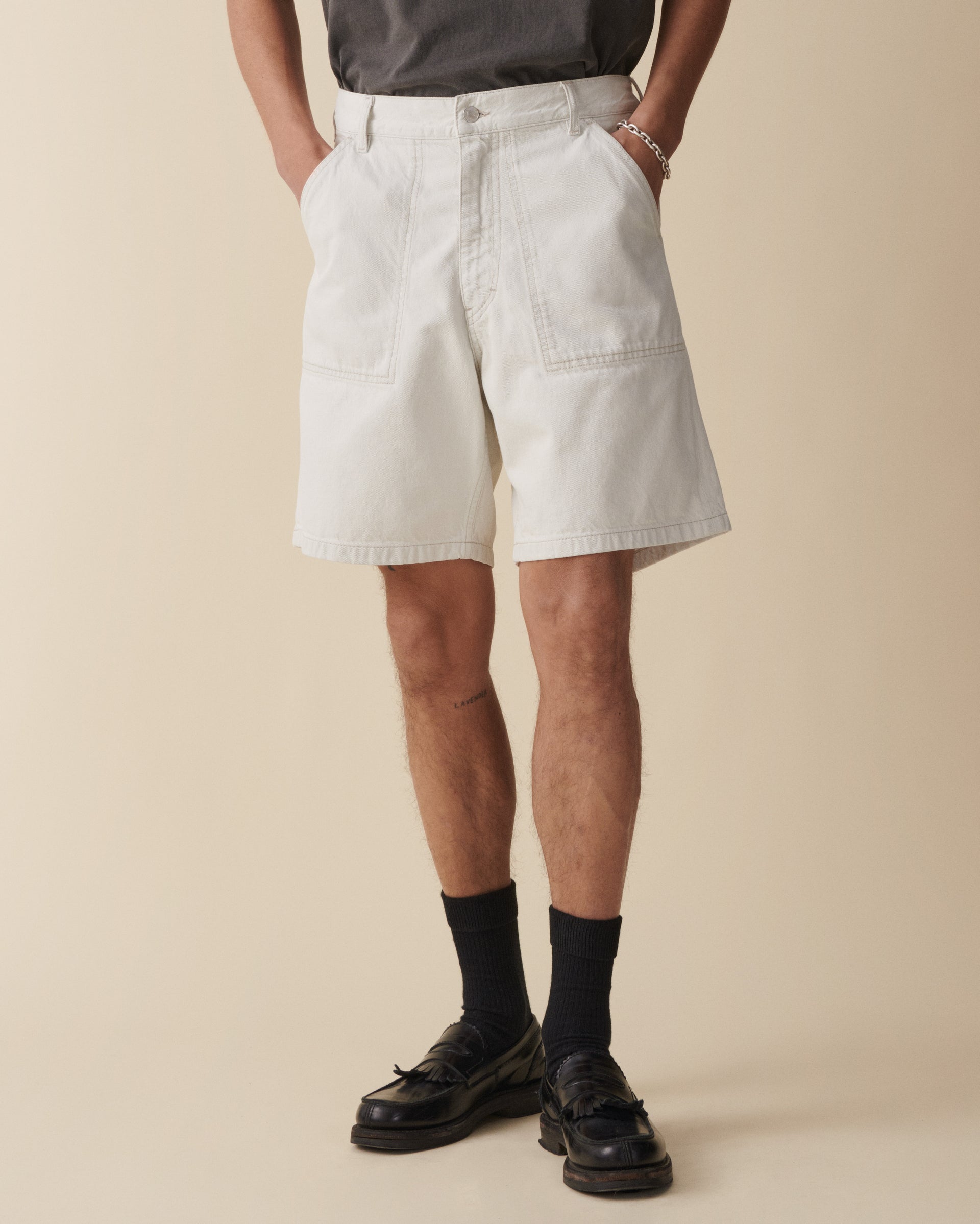 GM011 Genua Worker Chino Shorts Putty