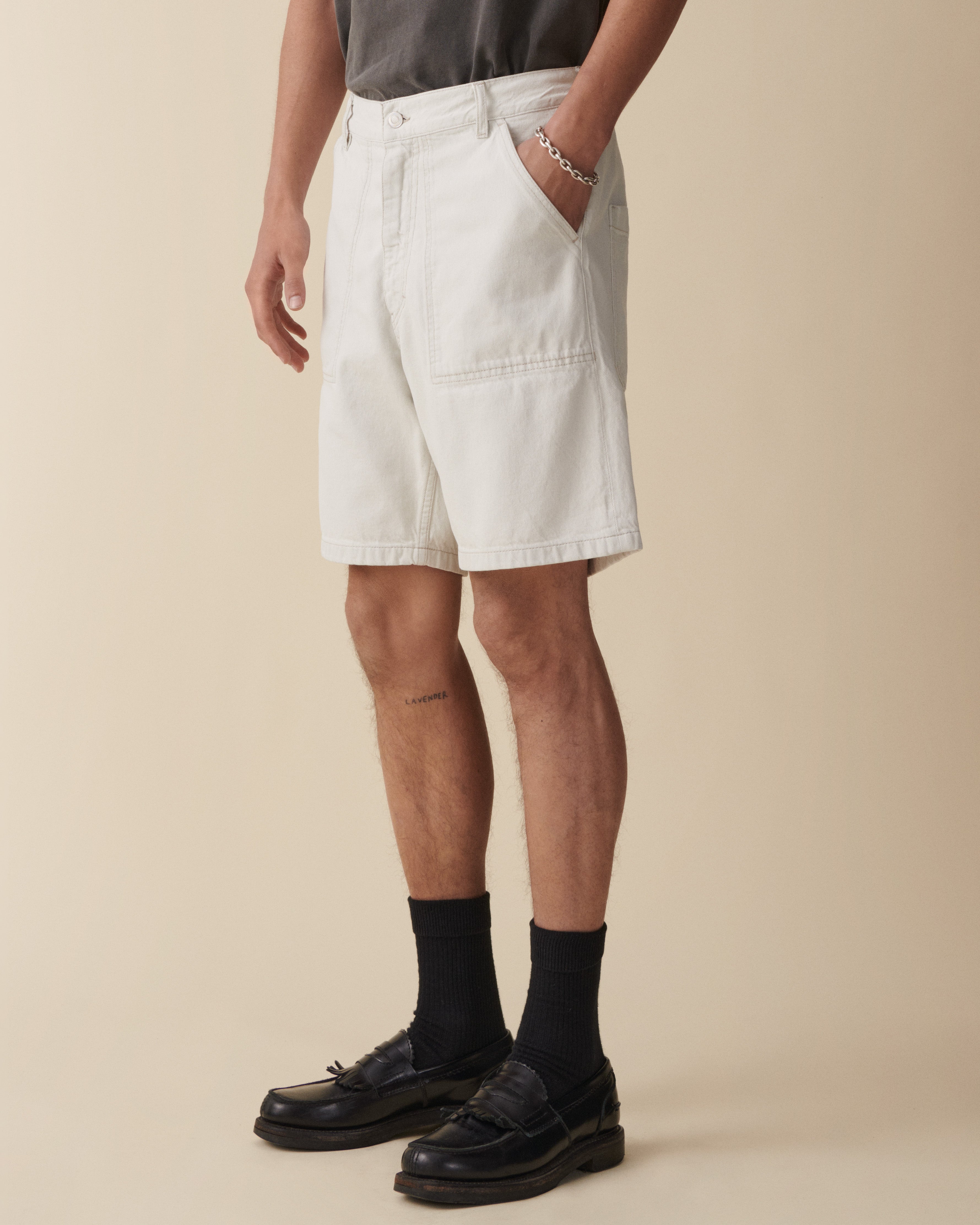 GM011 Genua Worker Chino Shorts Putty