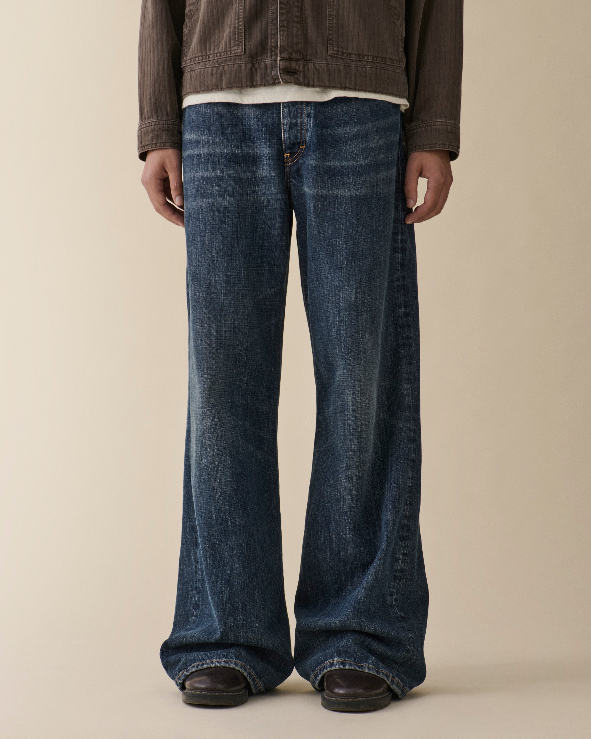 Gion Dark Blue Righe