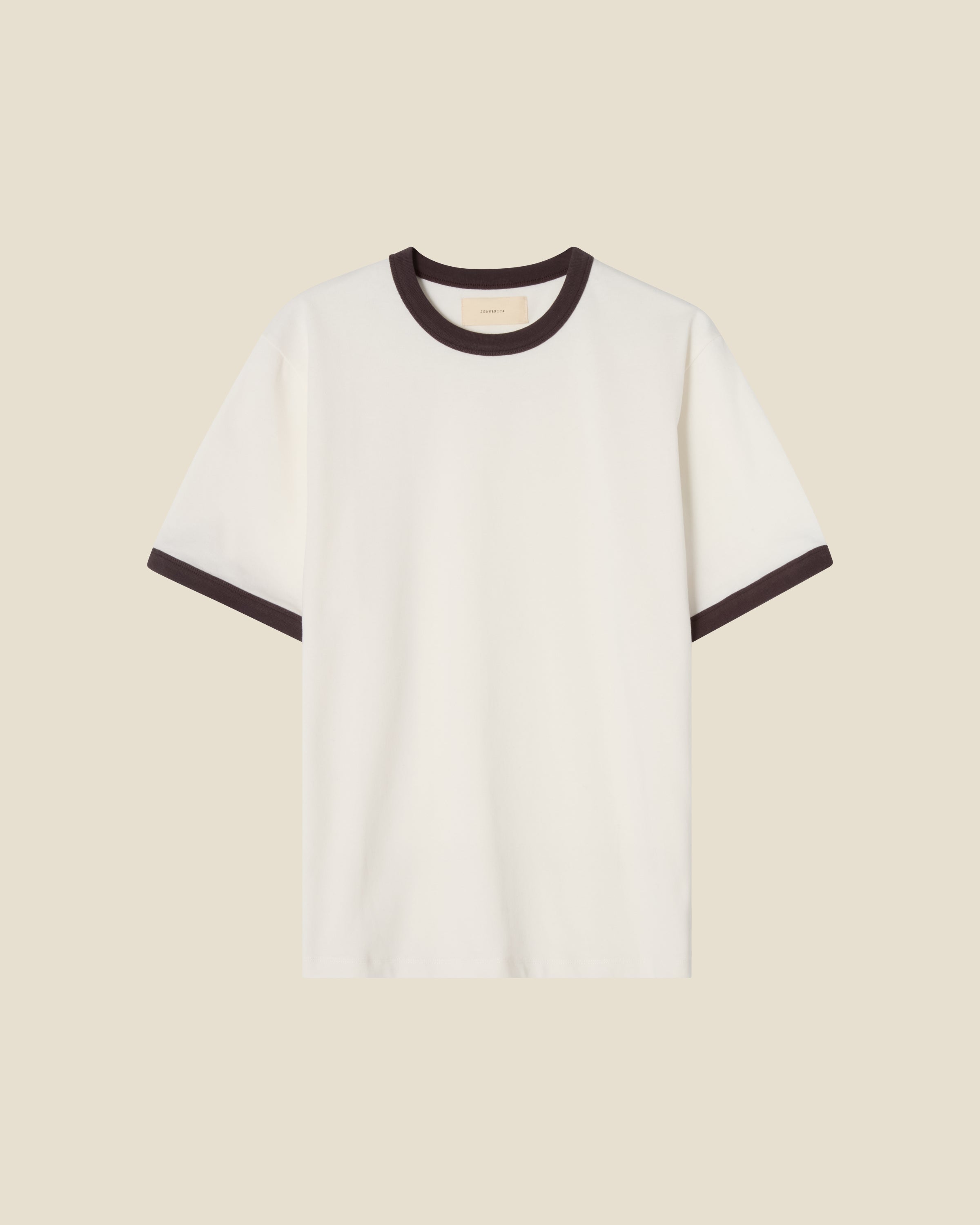 Ringer Grey Lilac flat (beige background)