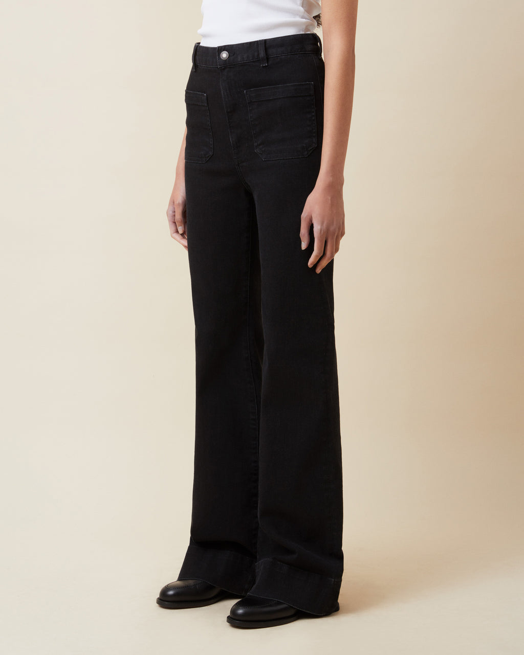 St Monica Black 2 Weeks