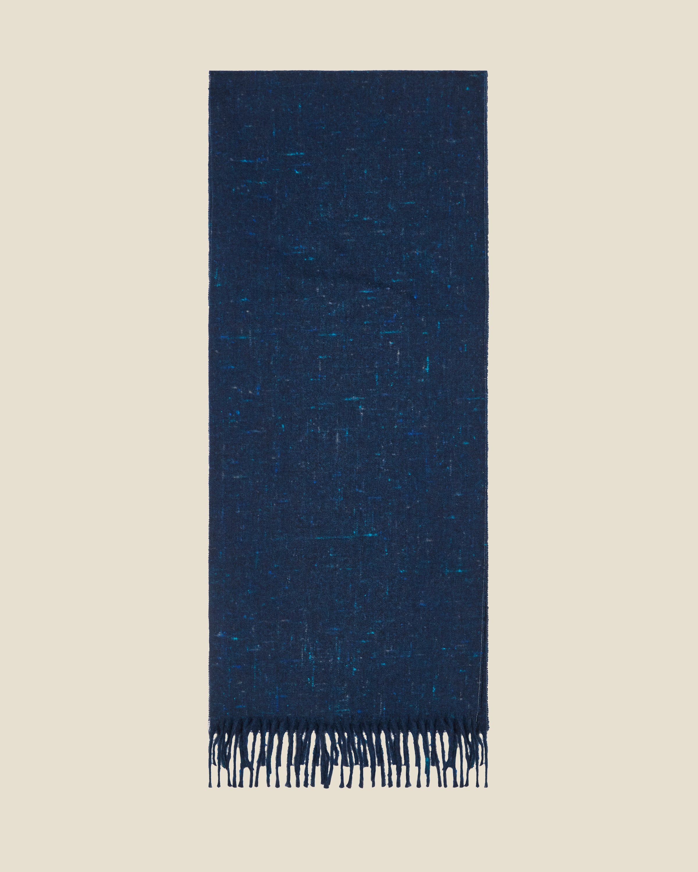 Sam Scarf Blue flat (beige background)