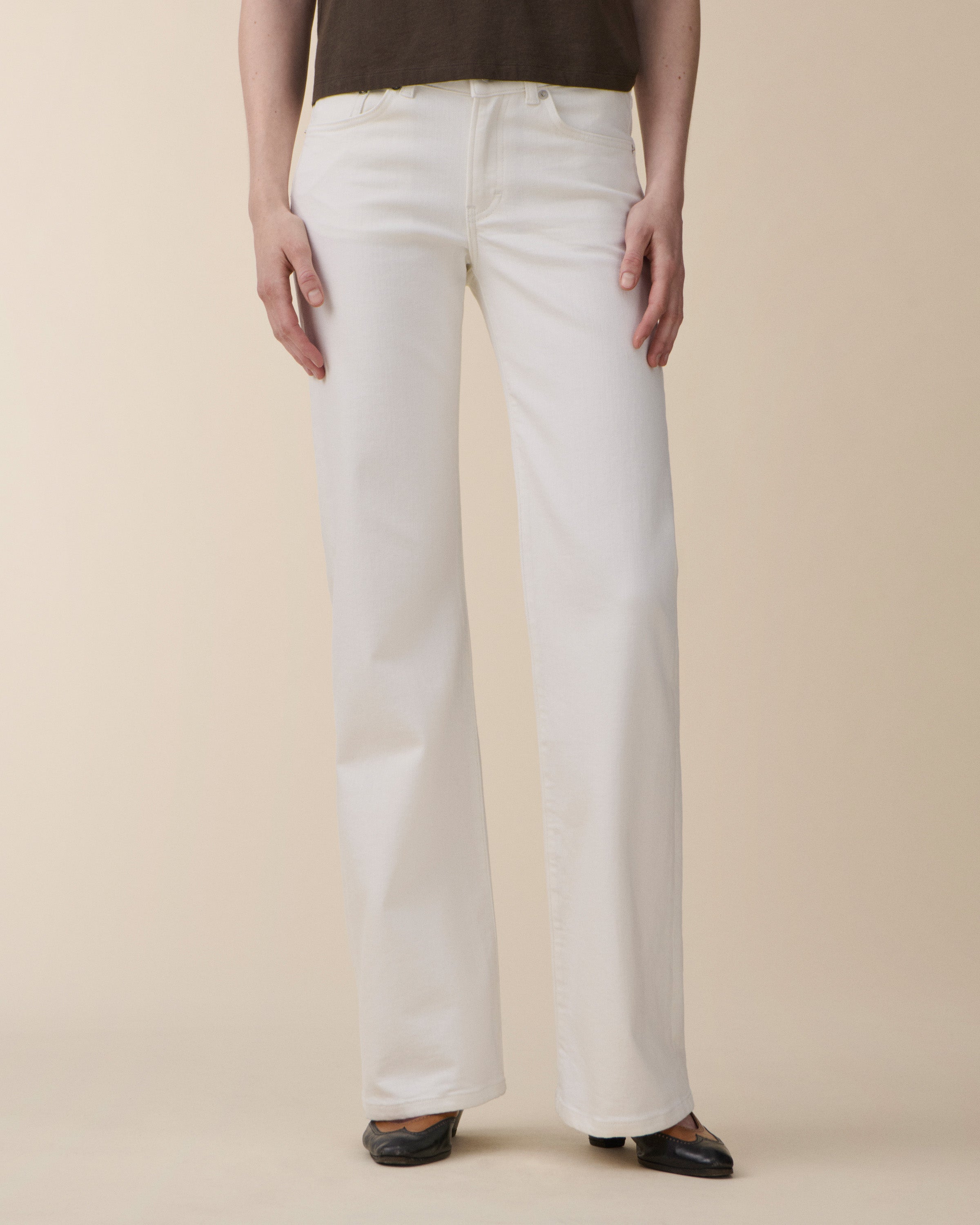 San Babila Natural White