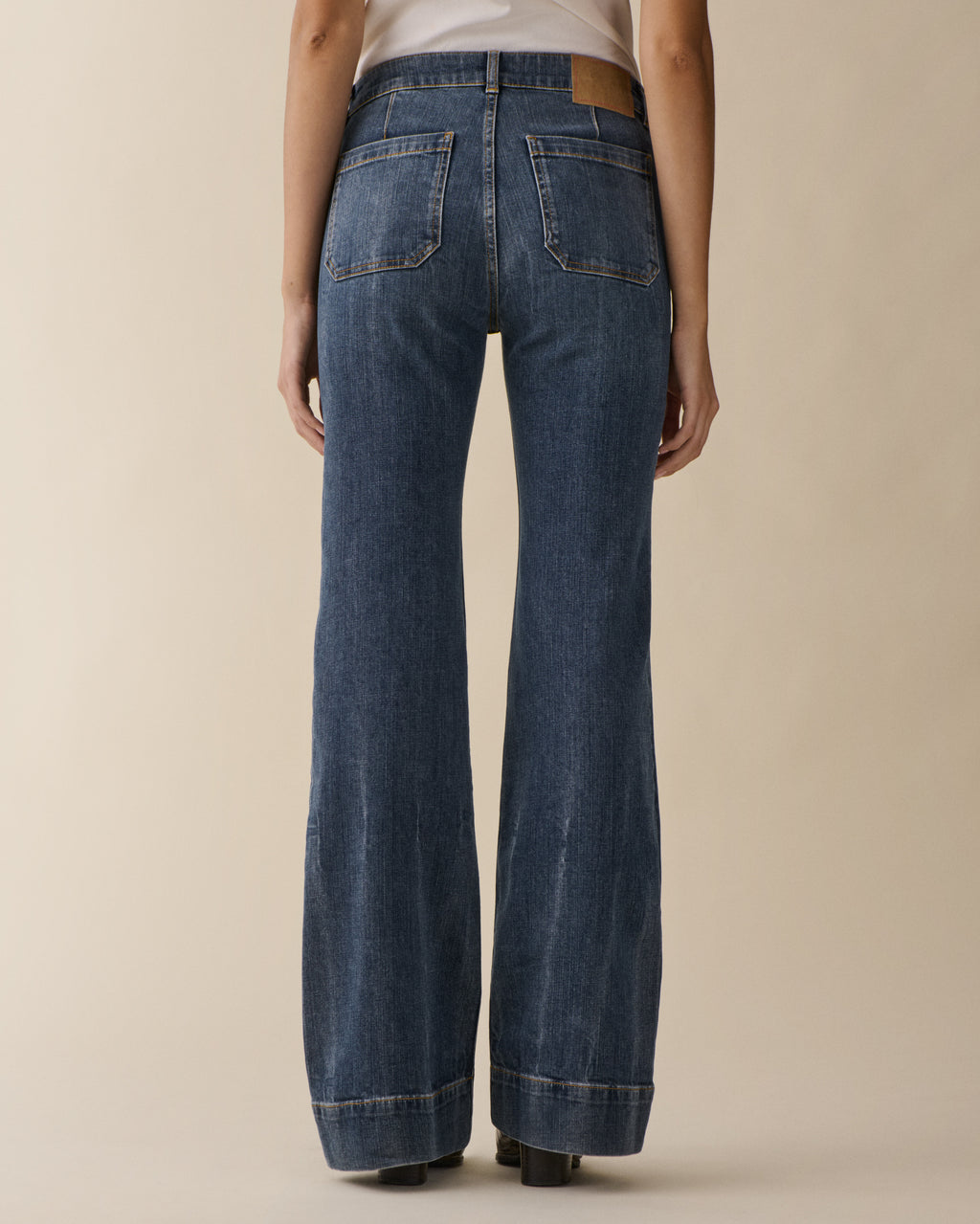 St Monica Low Grey Cast Indigo