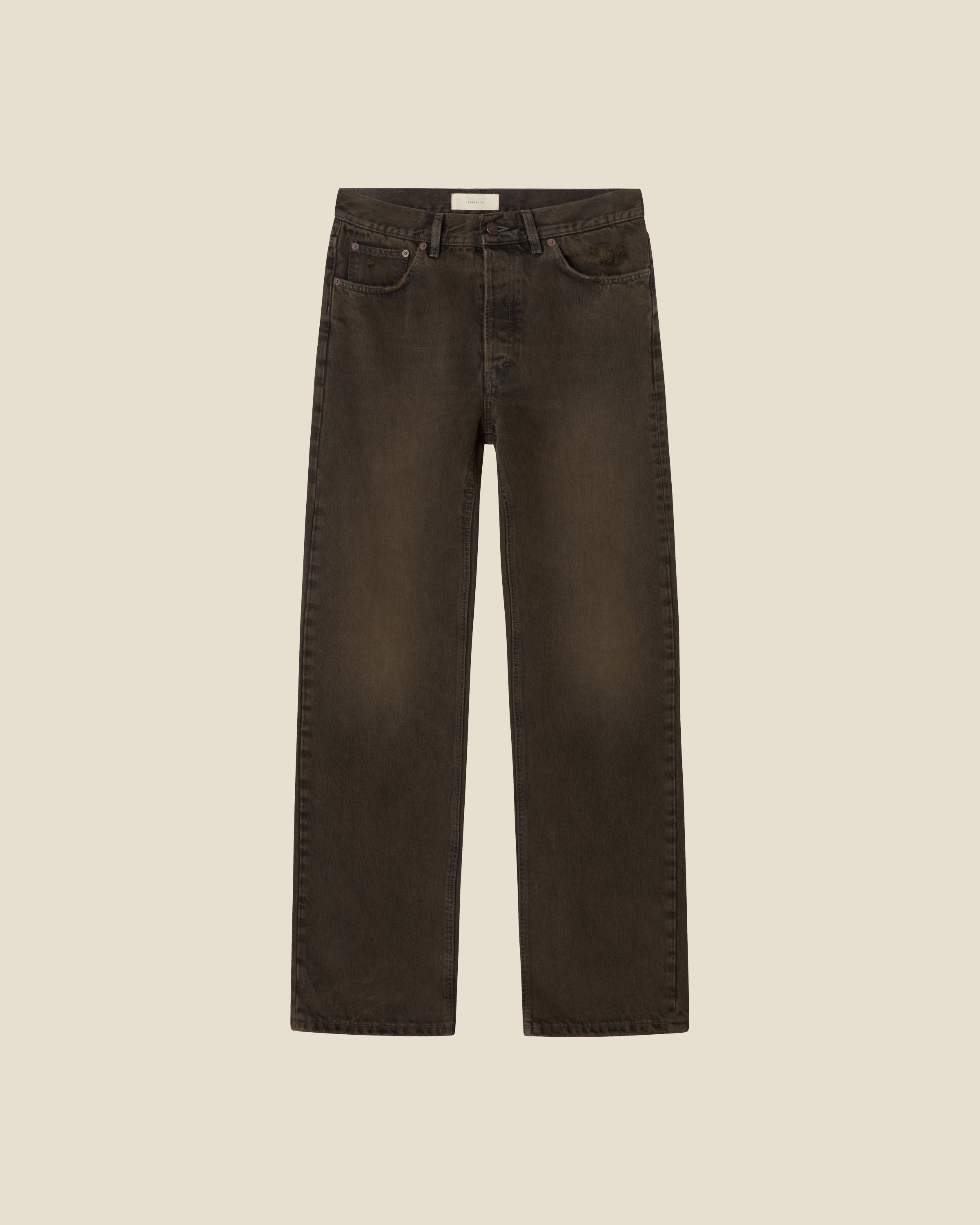 Vega Marrone Sabbia flat (beige background)